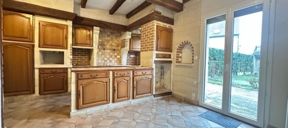 4 bedrooms House in Bievres, France No. 44441 7