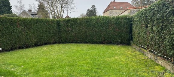 4 bedrooms House in Bievres, France No. 44441 2