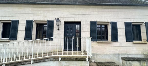 4 bedrooms House in Bievres, France No. 44441 28