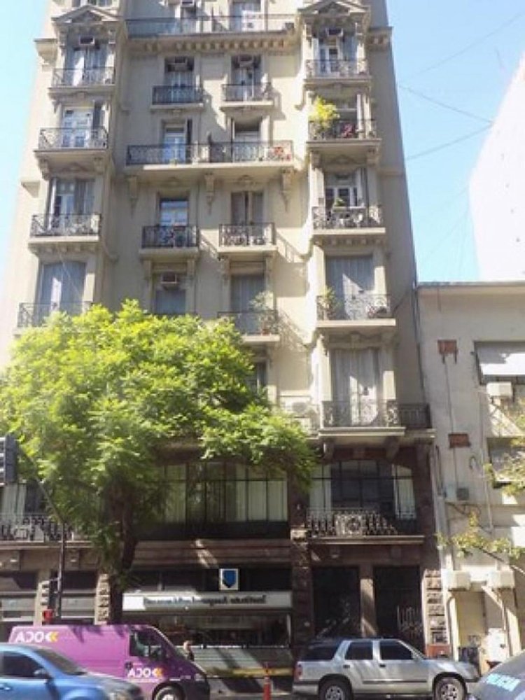 5 bedrooms Apartment in Buenos Aires, Argentina No. 80755