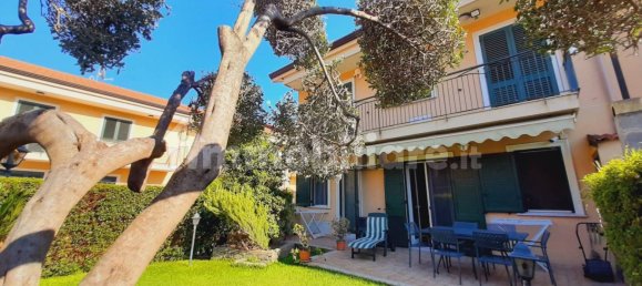 4 Schlafzimmer Villa in Fiumefreddo di Sicilia, Italy, Nr. 87684 23