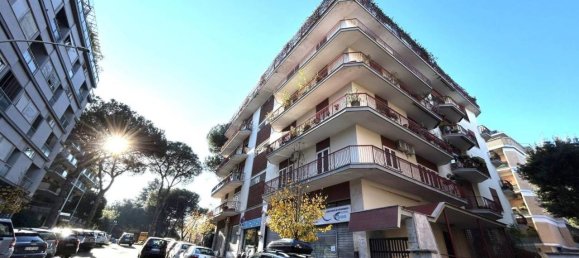4 rooms Apartment in Rome, Italy No. 34109 81