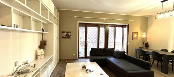 4 rooms Apartment in Rome, Italy No. 34109 4