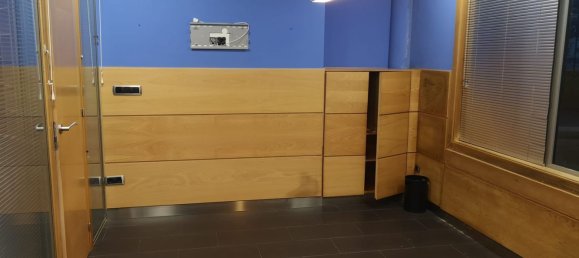 Коммерческая недвижимость 310м² в Ла-Корунья, Испания № 18789 11