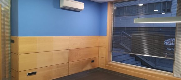 Коммерческая недвижимость 310м² в Ла-Корунья, Испания № 18789 19