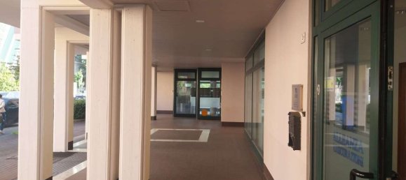 4-salle Propriété commerciale à Darfo Boario Terme, Italy No. 295059 12