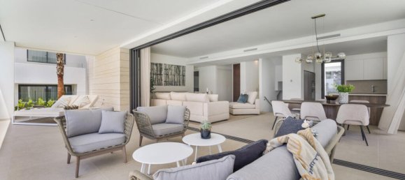 6 bedrooms Villa in Marbella, Spain No. 109011 5