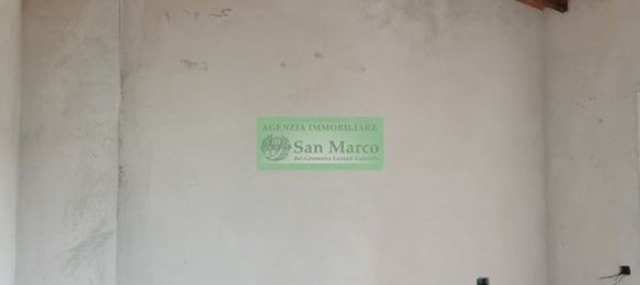 10 rooms House in Capannori, Italy No. 42747 4