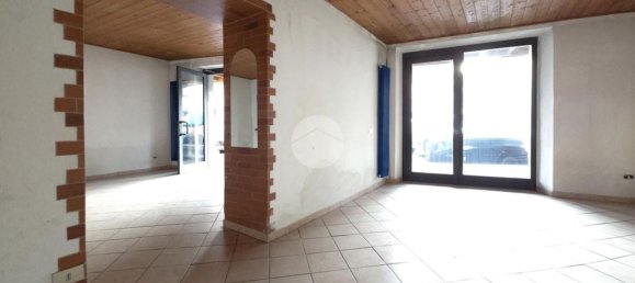 Oficina en Urgnano, Italy 70 m² No. 276048 2