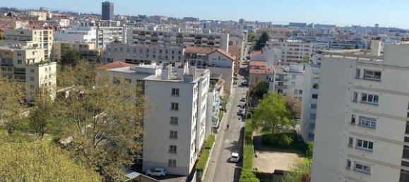 Apartamento de 3 dormitorios en Lyon, France No. 339305 12