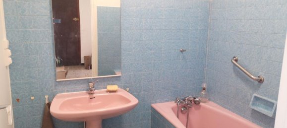 Apartamento de 3 dormitorios en Lyon, France No. 339305 10