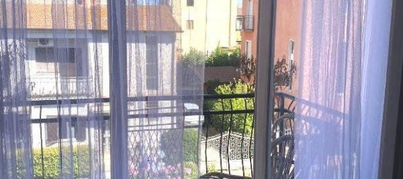 Квартира с 4 комнатами в Рим, Италия № 77298 12