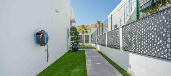 2 bedrooms Villa in Finestrat, Spain No. 8510 17