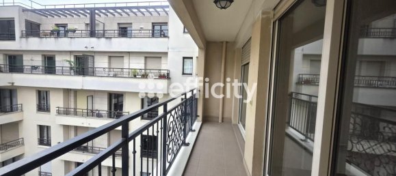 1 غرف نوم شقة في Issy-les-Moulineaux, France رقم 332315 6