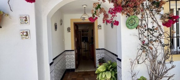 5 bedrooms Villa in Marbella, Spain No. 49204 7