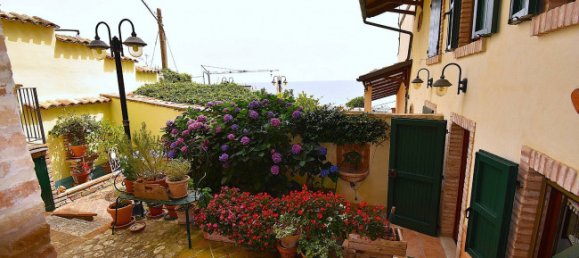 2 bedrooms Apartment in Grottammare, Italy No. 266305 3