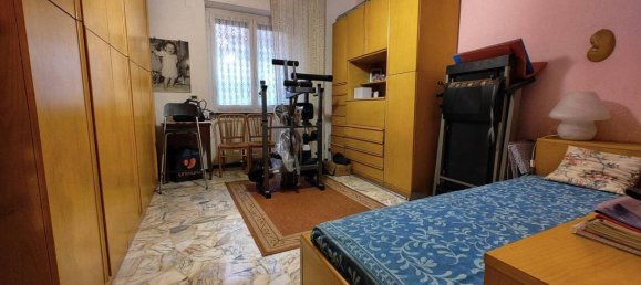 Apartamento de 2 habitaciónes en Genoa, Italy No. 33965 5