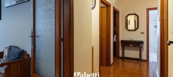 Apartamento de 6 habitaciónes en Lanciano, Italy No. 87798 24