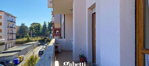 Apartamento de 6 habitaciónes en Lanciano, Italy No. 87798 2