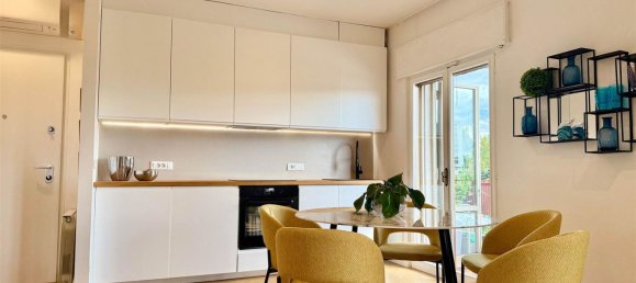 6-salle Appartement à Mirano, Italy No. 270385 14