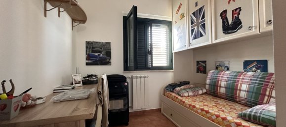 3 rooms House in Simeri Crichi, Italy No. 50034 7