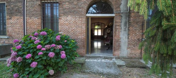 Дом с 18 спальнями в Ронкоферраро, Италия № 362856 19