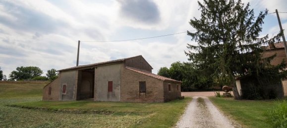 Дом с 18 спальнями в Ронкоферраро, Италия № 362856 8