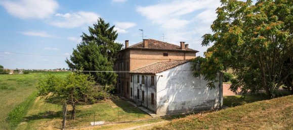 Дом с 18 спальнями в Ронкоферраро, Италия № 362856 6