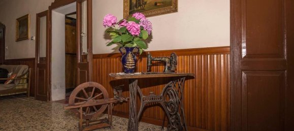 Дом с 18 спальнями в Ронкоферраро, Италия № 362856 20