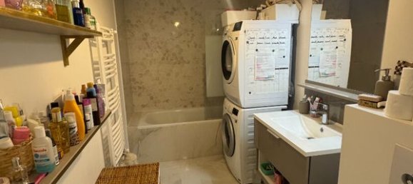 Apartamento de 3 dormitorios en Pantin, France No. 128783 12