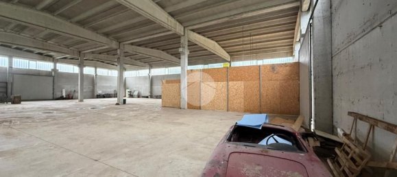 Склад 26000м² в Колоньо аль Серио, Италия № 364741 5