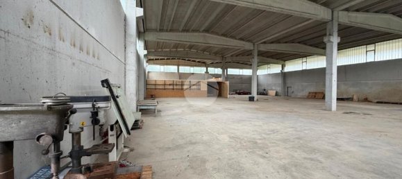 Склад 26000м² в Колоньо аль Серио, Италия № 364741 3