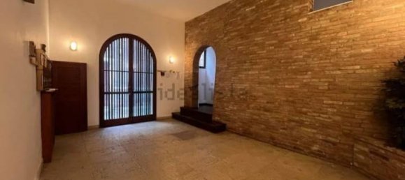 Studio in Ferrara, Italy No. 278961 16