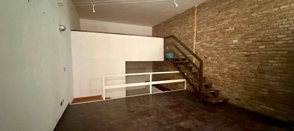 Studio in Ferrara, Italy No. 278961 10