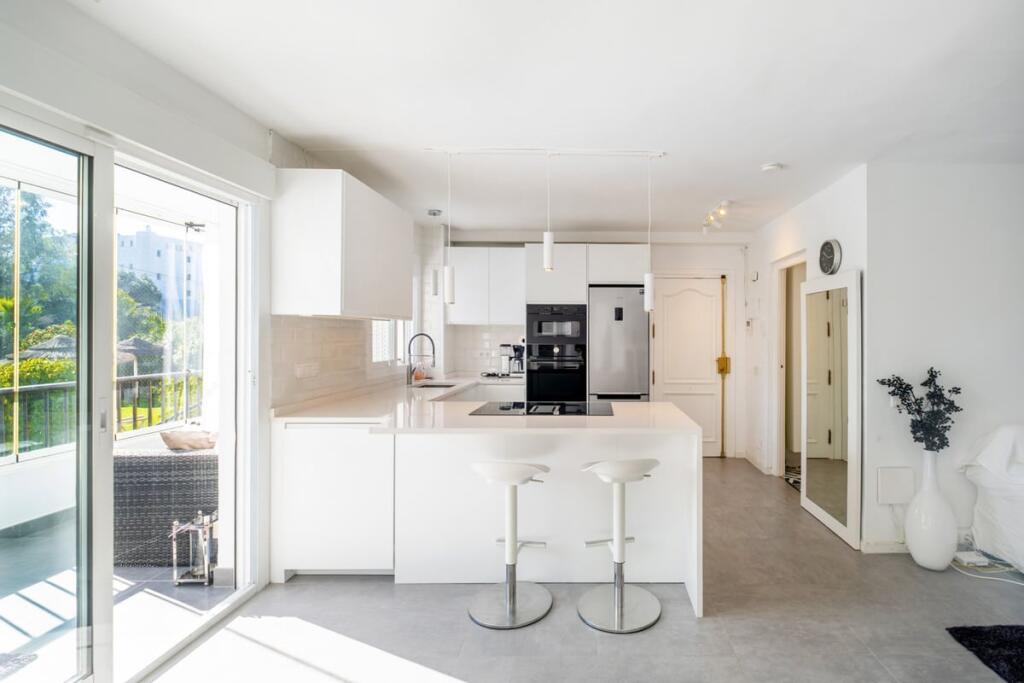 2 Schlafzimmer Wohnung in Marbella, Spain, Nr. 183728