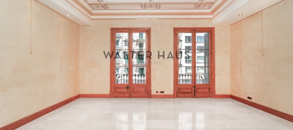 3 Schlafzimmer Wohnung in Ciutat Vella, Spain, Nr. 142347 13