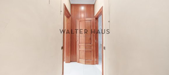 3 Schlafzimmer Wohnung in Ciutat Vella, Spain, Nr. 142347 5