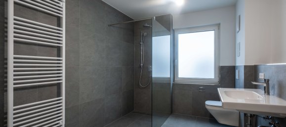 Квартира с 3 спальнями в Штутгарт, Германия № 30053 6