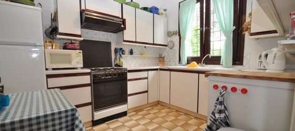 3 chambres Appartement à Thenon, France No. 37946 7