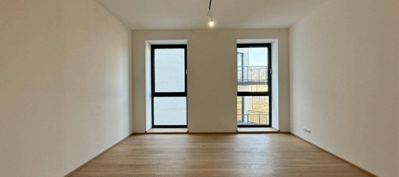 4 rooms Apartment in Hernals, Austria No. 141041 2