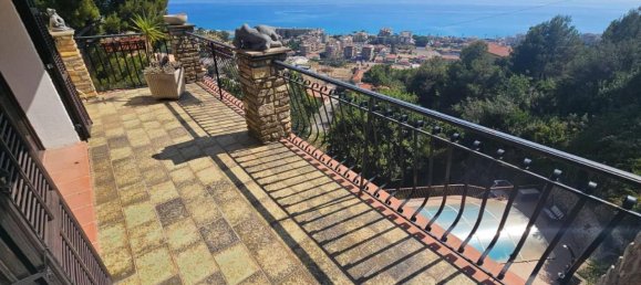 7 rooms Villa in Ventimiglia, Italy No. 22386 7