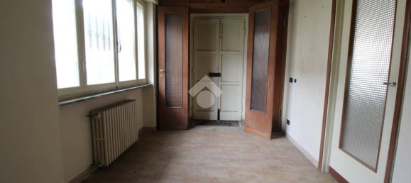 4 bedrooms Villa in Brescia, Italy No. 127488 5