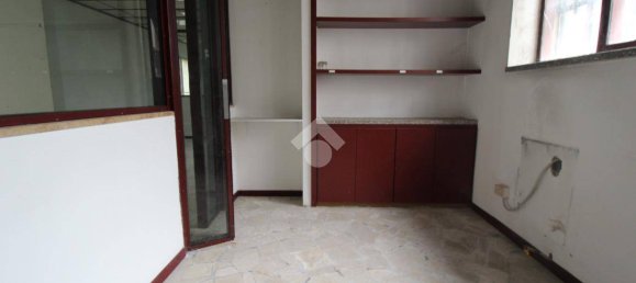 4 bedrooms Villa in Brescia, Italy No. 127488 36