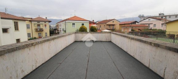 4 bedrooms Villa in Brescia, Italy No. 127488 32