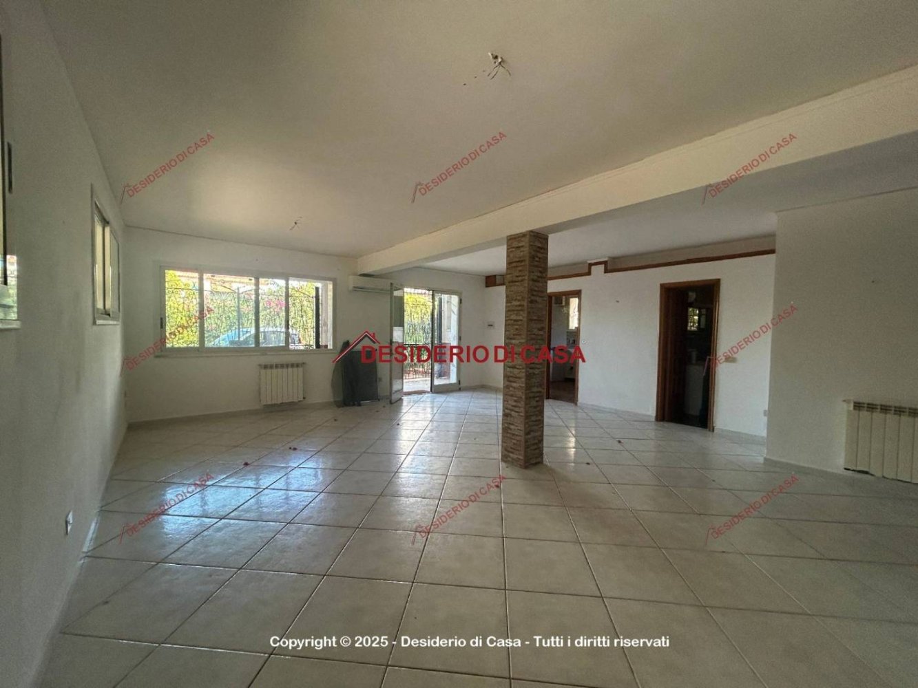 Villa de 2 dormitorios en Carini, Italy No. 310391