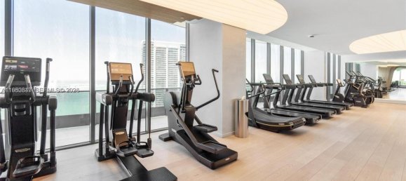 1 dormitorio propiedad comercial en venta en Miami, Miami-Dade, Florida, USA № 615368 3