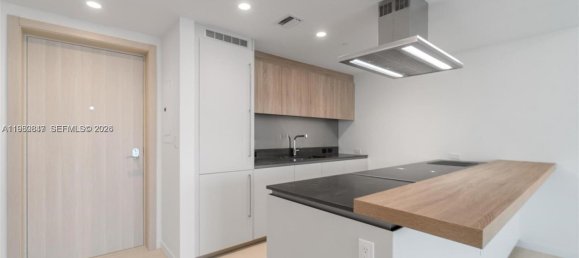 1 dormitorio propiedad comercial en venta en Miami, Miami-Dade, Florida, USA № 615368 10