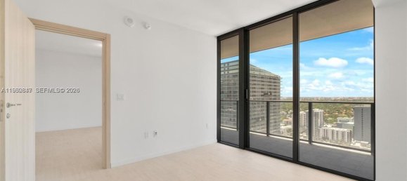 1 dormitorio propiedad comercial en venta en Miami, Miami-Dade, Florida, USA № 615368 5