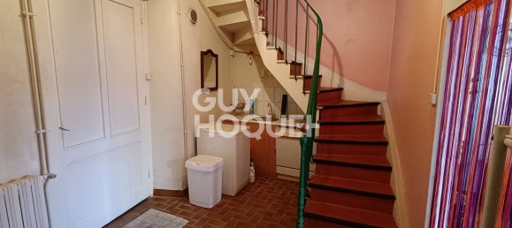 3 Schlafzimmer Stadthaus in Sail-sous-Couzan, France, Nr. 191994 8