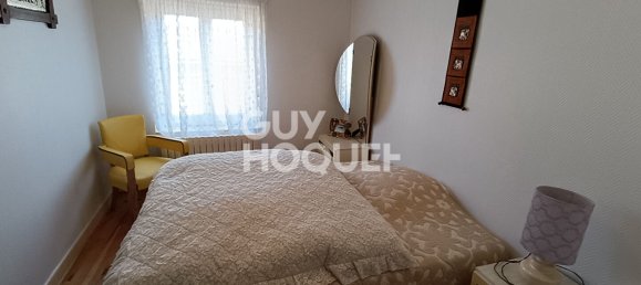 3 Schlafzimmer Stadthaus in Sail-sous-Couzan, France, Nr. 191994 2